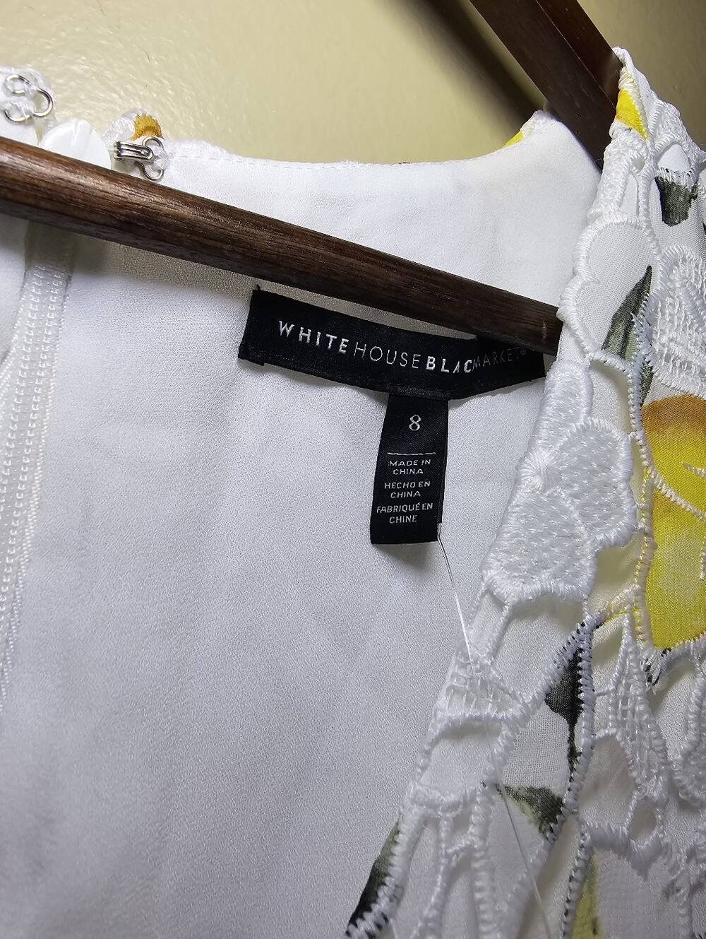 NWT White House Black Market Lemon Lace Peplum Top Size 8 - Picture 4 of 9